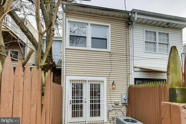 $1,950 | 768 Carroll Street, Baltimore, MD 21230