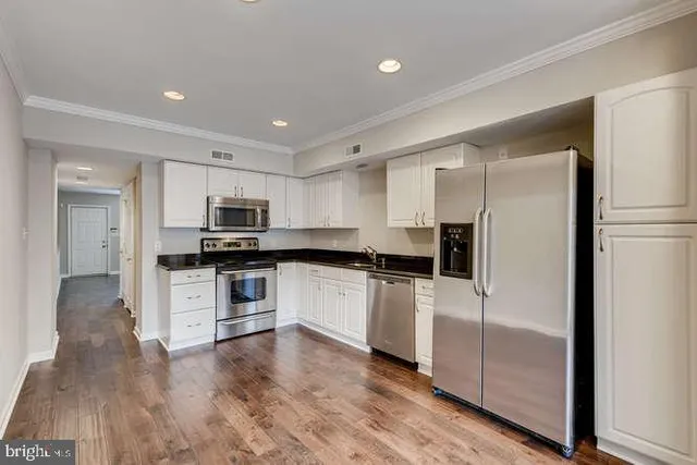 $1,950 | 768 Carroll Street, Baltimore, MD 21230