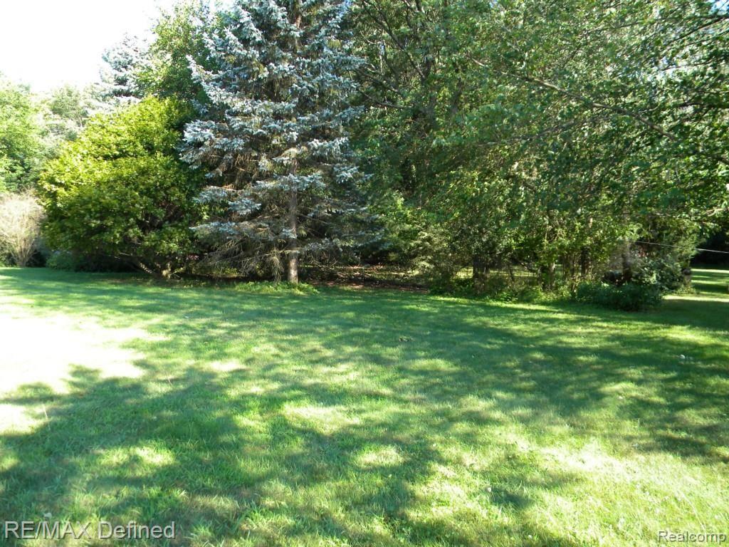 1957 Ansal Drive Rochester, MI 48309 - Photo 26 of 41 DSCN9058.jpg