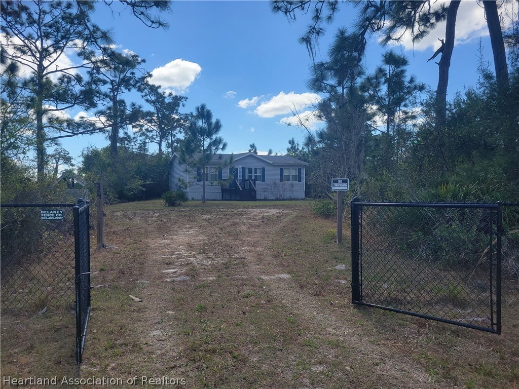 524 Oliver Road Venus, FL 33960 - Photo 34 of 34 Gallery Image 34