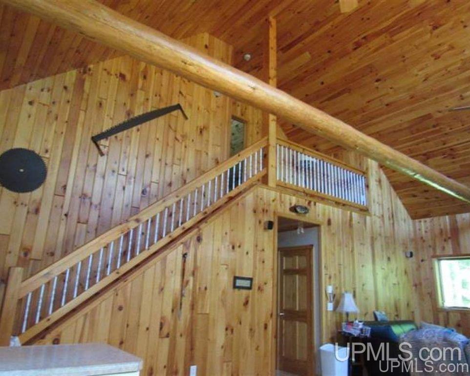 378 Cardinal Road Michigamme, MI 49861 - Photo 10 of 12