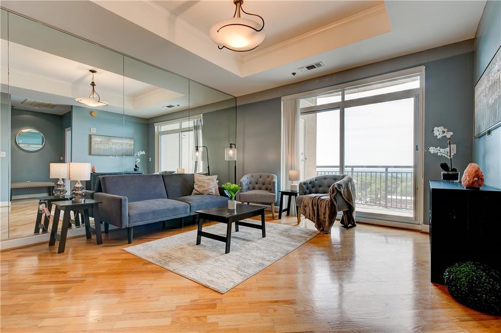 325 East Paces Ferry Rd NE Unit 1107