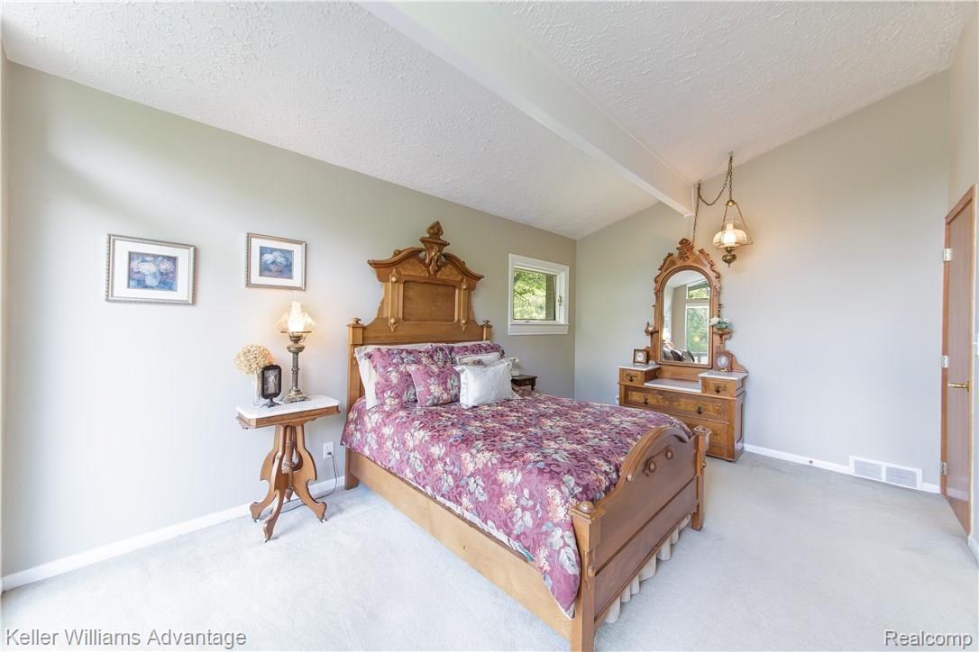36508 West Lyman Road Farmington, MI 48331 - Photo 24 of 63 Lyman_36508_MasterBedroom_03.jpg