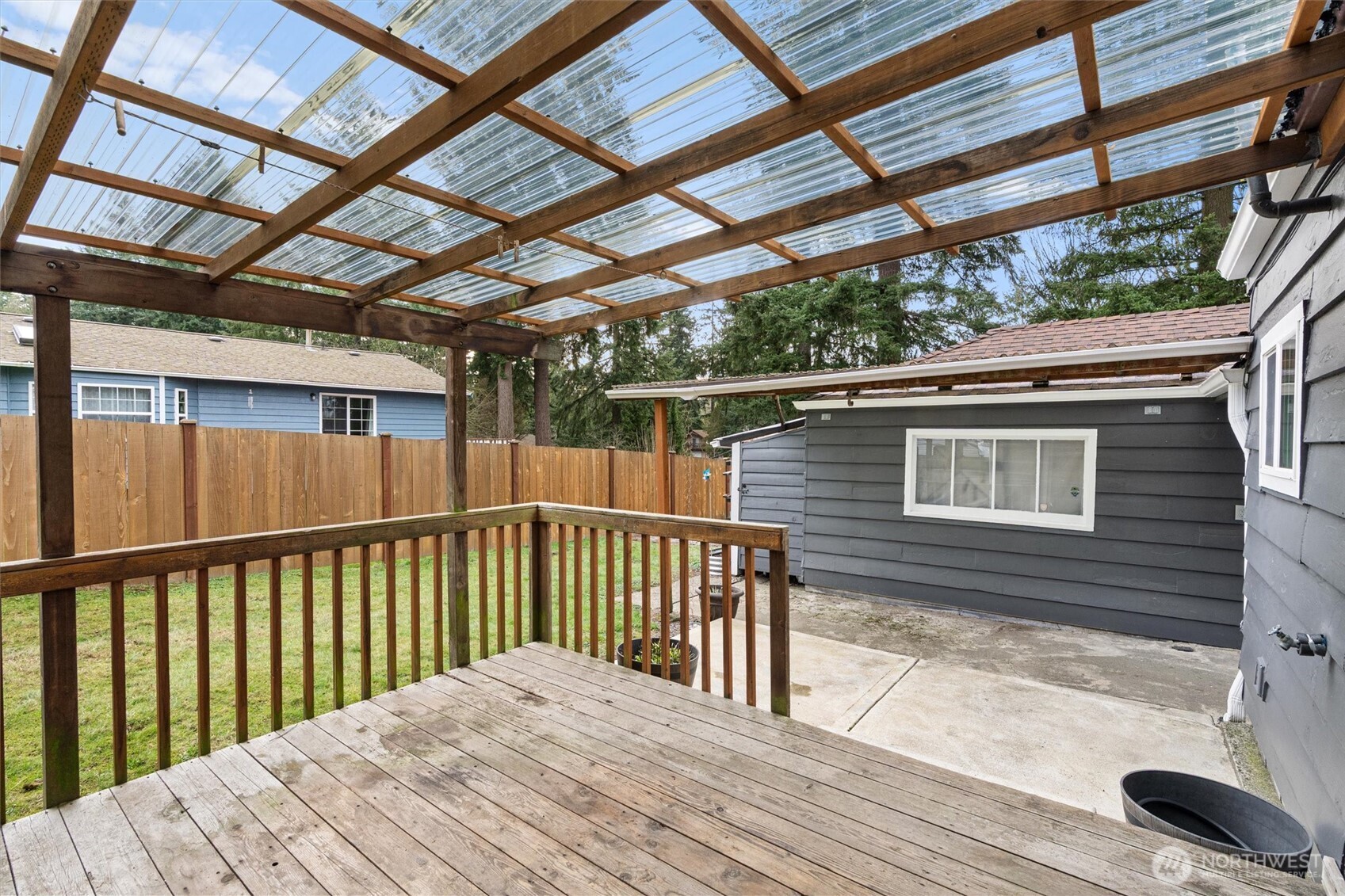 112 Barbara Lane Everett, WA 98203 - Photo 17 of 27