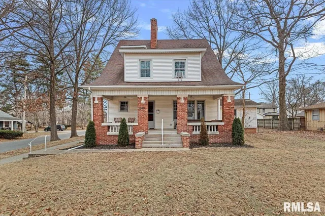 $199,900 | 1540 North 3rd Street, Springfield, IL 62702