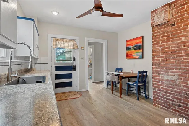 $199,900 | 1540 North 3rd Street, Springfield, IL 62702