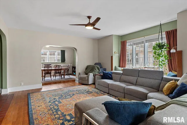 $199,900 | 1540 North 3rd Street, Springfield, IL 62702