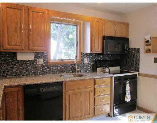 629 Ridge Road Monmouth Junction, NJ 08852 - Photo 7 of 16