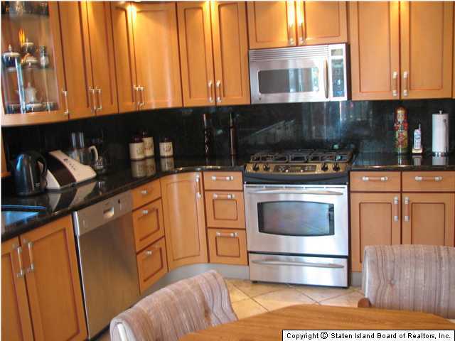 69 Littlefield Avenue Staten Island, NY 10312 - Photo 2 of 9 Additional Photo