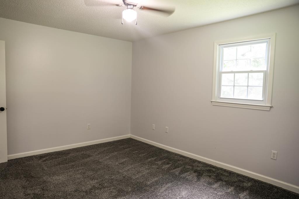 10089 Island Road Bristol, VA 24202 - Photo 29 of 49 Gallery Image 29