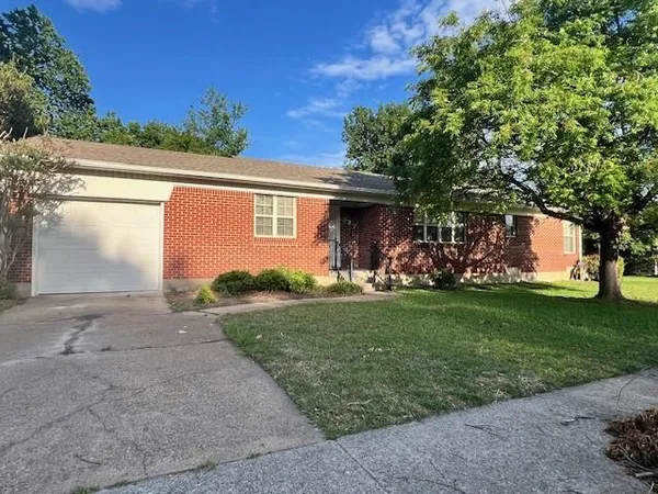 $1,950 | 327 South 4th Street, Wylie, TX 75098