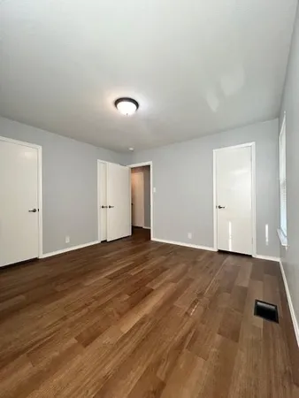 $1,950 | 327 South 4th Street, Wylie, TX 75098