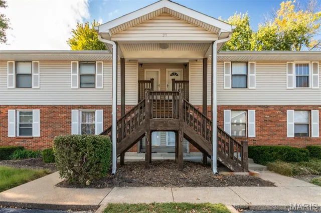 $125,000 | 2112 New Sun Drive, Florissant, MO 63031