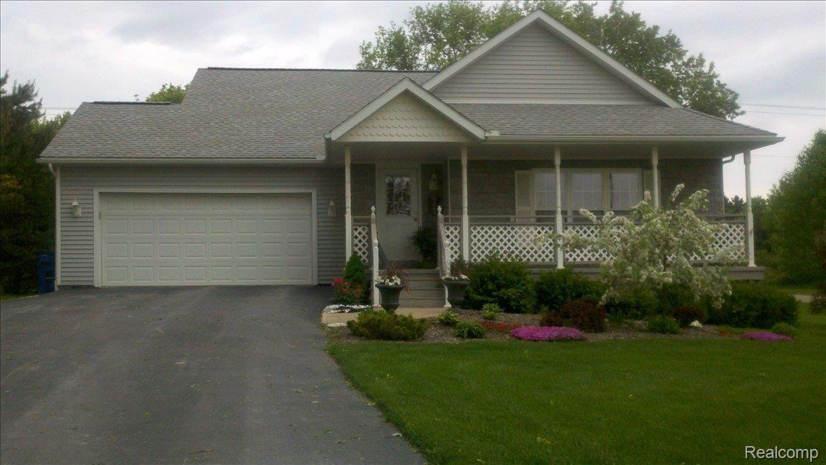 9335 Green Road Goodrich, MI 48438 - Photo 1 of 18 FRONT