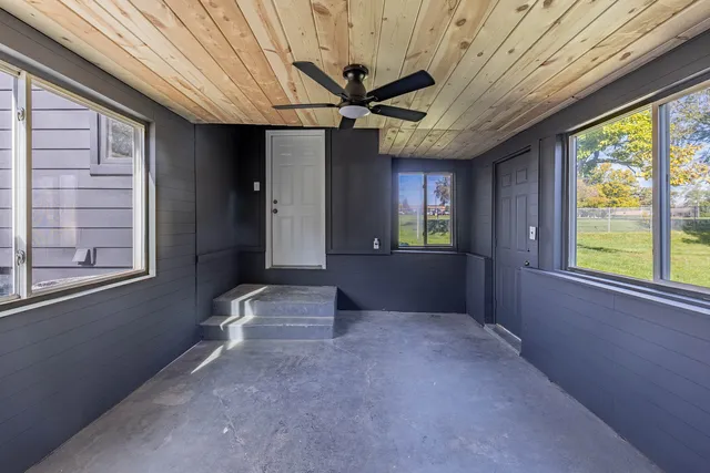 $399,900 | 2N281 Bloomingdale Road, Glendale Heights, IL 60139