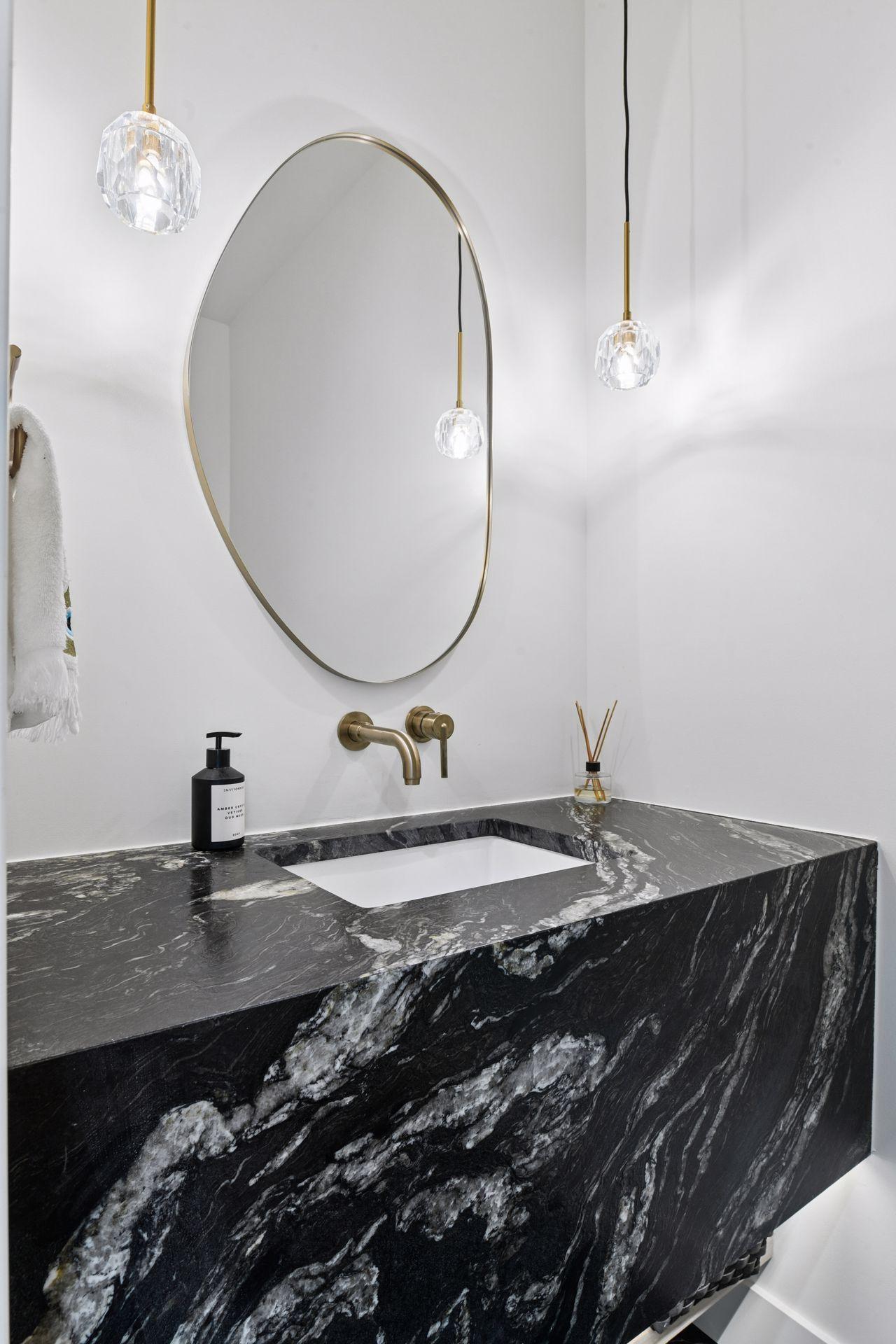 4006 Sunnyside Road Edina, MN 55424 - Photo 18 of 48