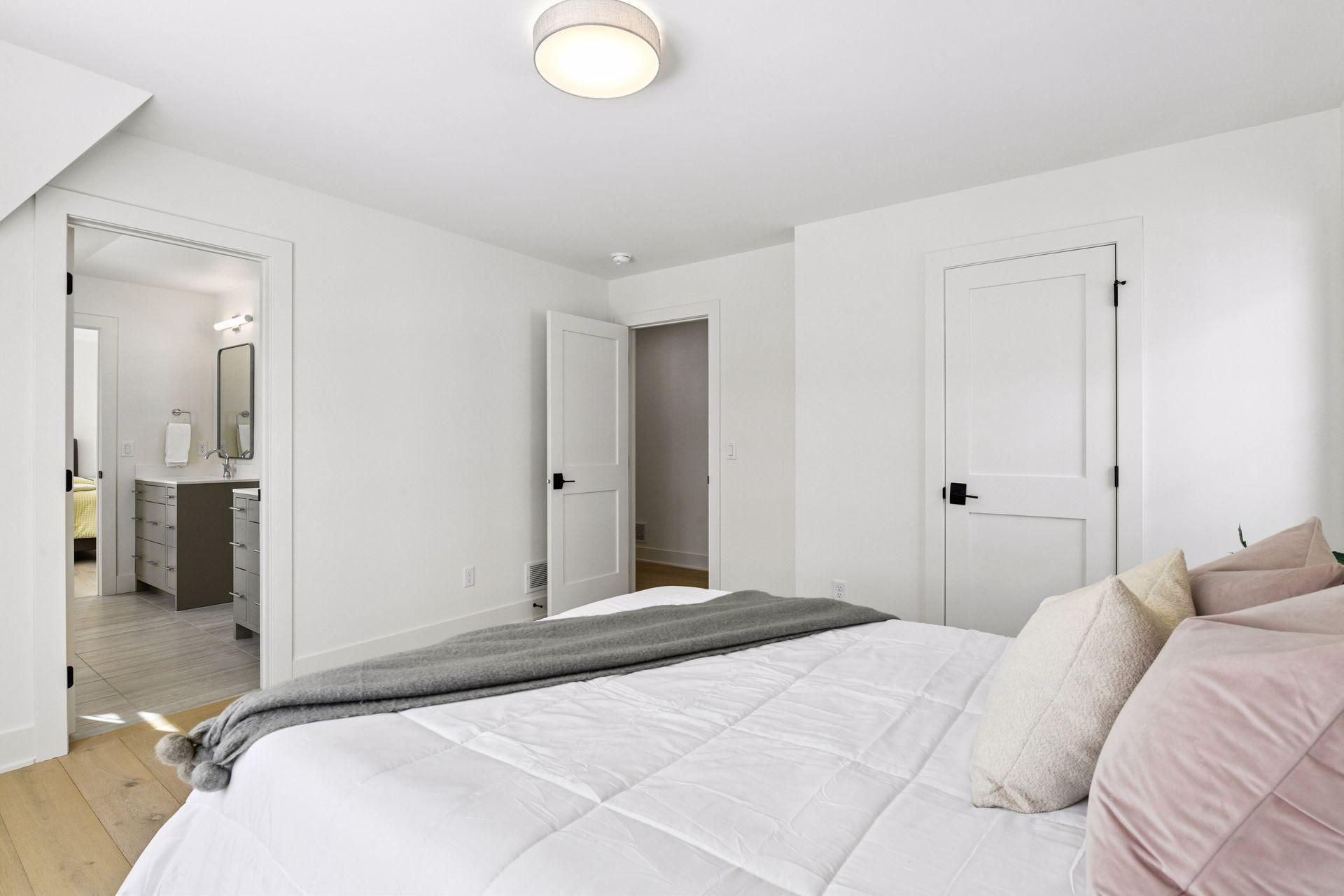 4006 Sunnyside Road Edina, MN 55424 - Photo 32 of 48