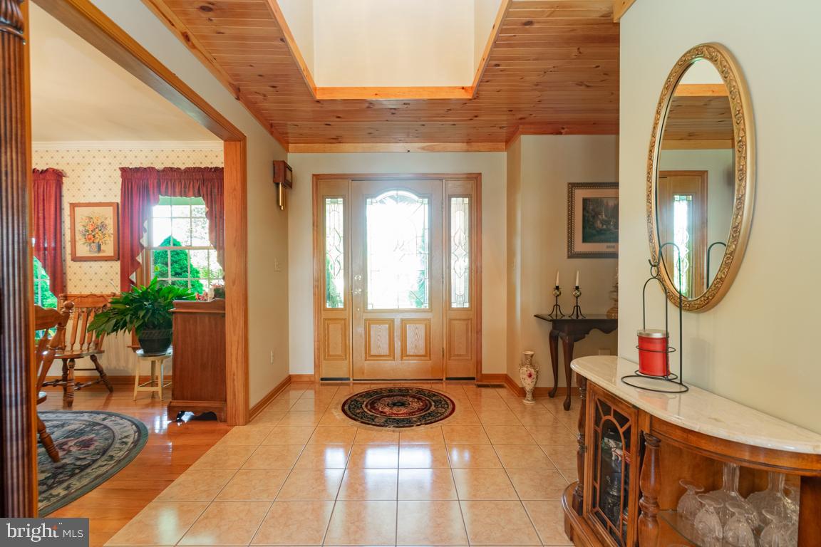 613 Hanover Pike Hampstead, MD 21074 - Photo 10 of 55