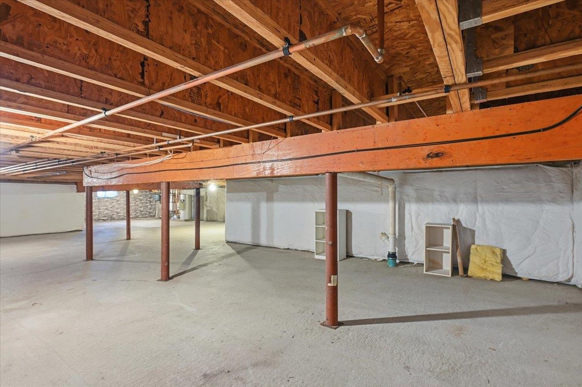 156 Commons Road Williston, VT 05495 - Photo 32 of 44