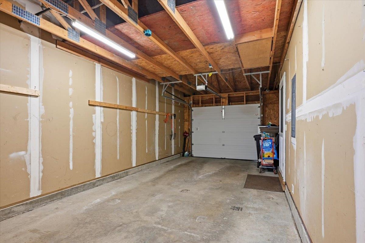 156 Commons Road Williston, VT 05495 - Photo 35 of 44