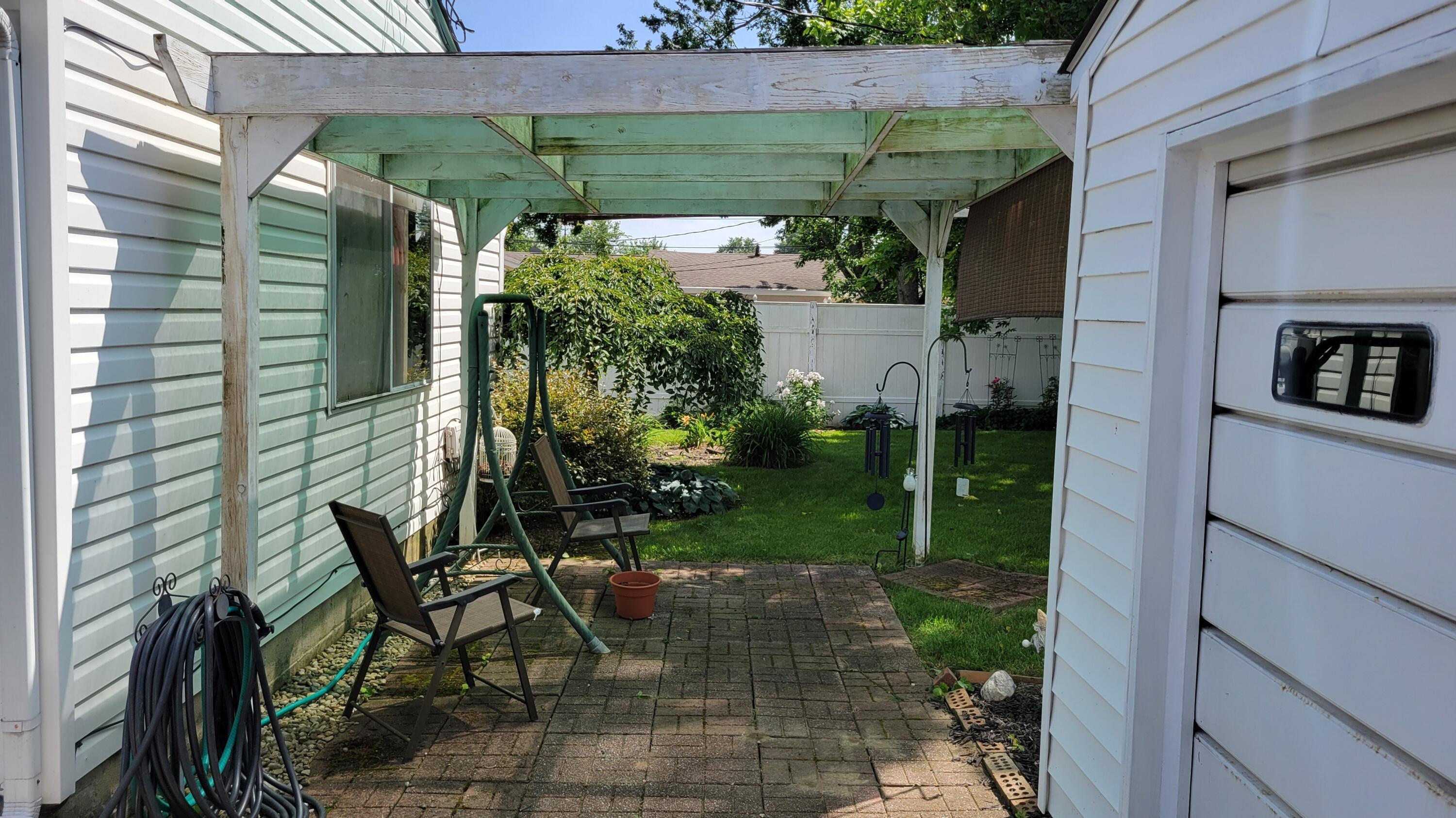 137 Redmond Road Columbus, OH 43228 - Photo 13 of 19 20260630_153834