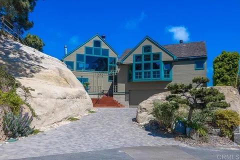 $4,200,000 | 13027 Via Latina, Del Mar, CA 92014