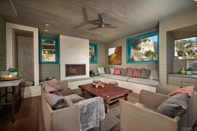 $4,200,000 | 13027 Via Latina, Del Mar, CA 92014