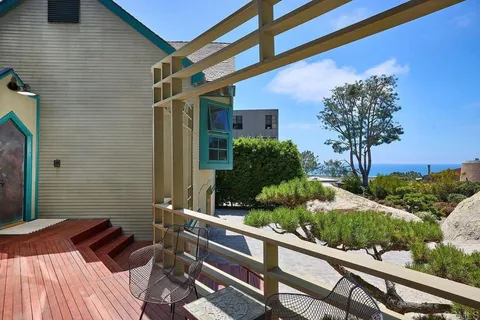 $4,200,000 | 13027 Via Latina, Del Mar, CA 92014