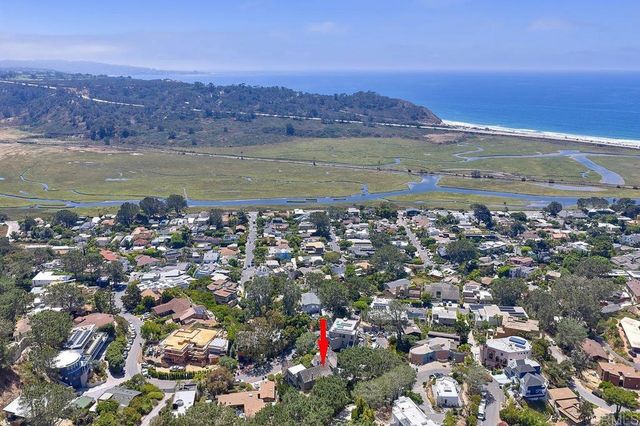 $4,200,000 | 13027 Via Latina, Del Mar, CA 92014