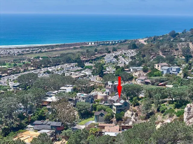 $4,200,000 | 13027 Via Latina, Del Mar, CA 92014