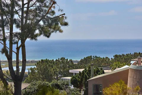 $4,200,000 | 13027 Via Latina, Del Mar, CA 92014