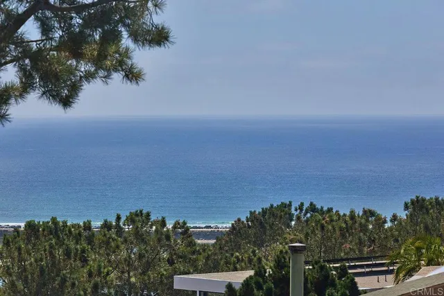 $4,200,000 | 13027 Via Latina, Del Mar, CA 92014