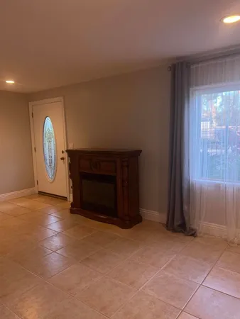 $3,200 | Tuttle Street, Carlsbad, CA 92008