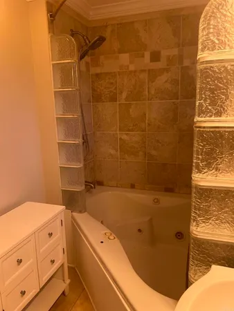 $3,200 | Tuttle Street, Carlsbad, CA 92008