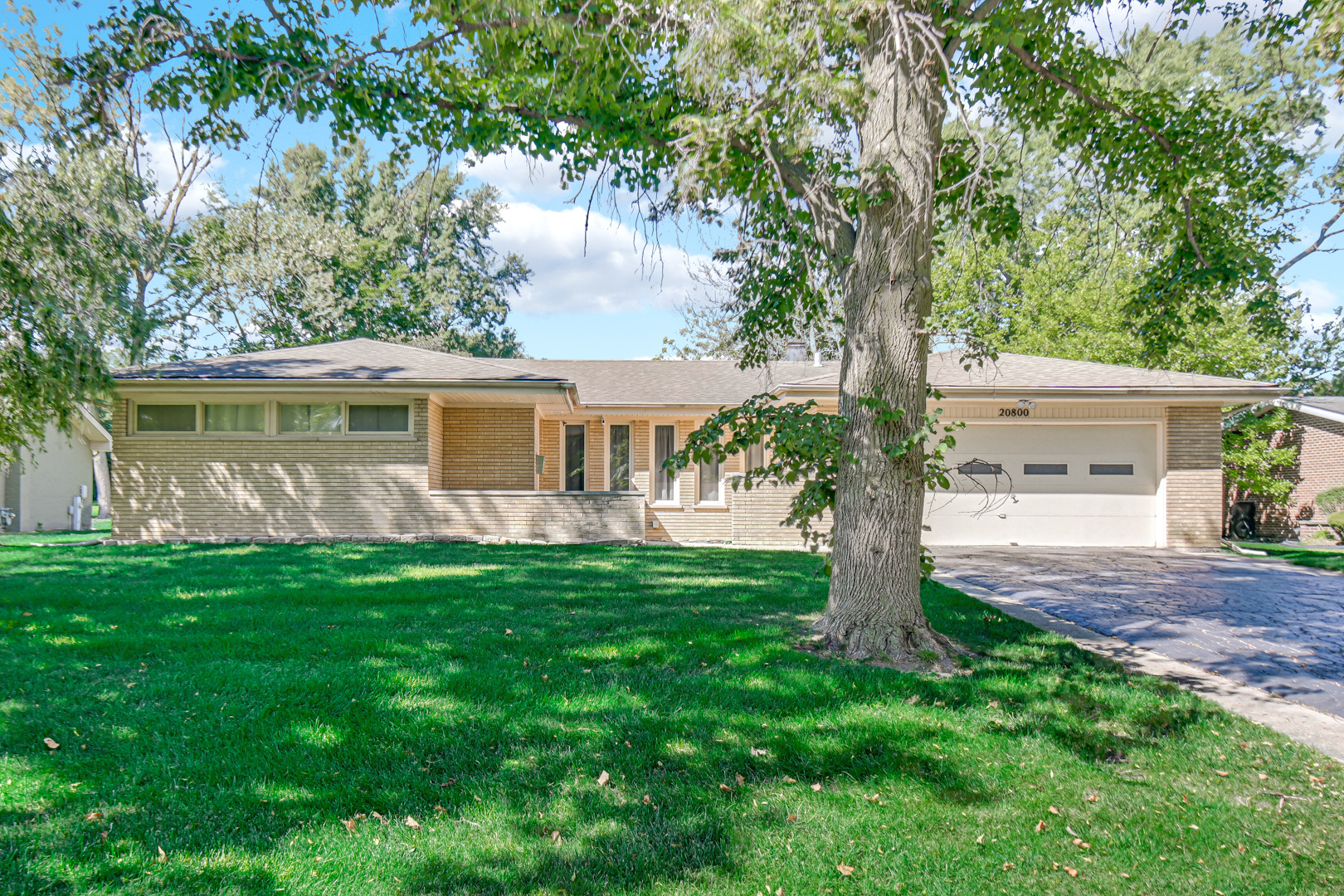 20800 Corinth Road Olympia Fields, IL 60461 - Photo 2 of 26 Gallery Image 2