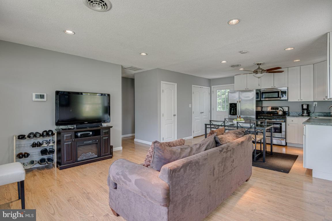 1 Alder Road Annapolis, MD 21403 - Photo 7 of 33