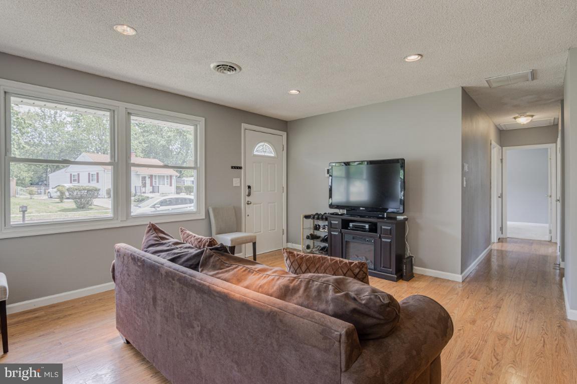 1 Alder Road Annapolis, MD 21403 - Photo 9 of 33