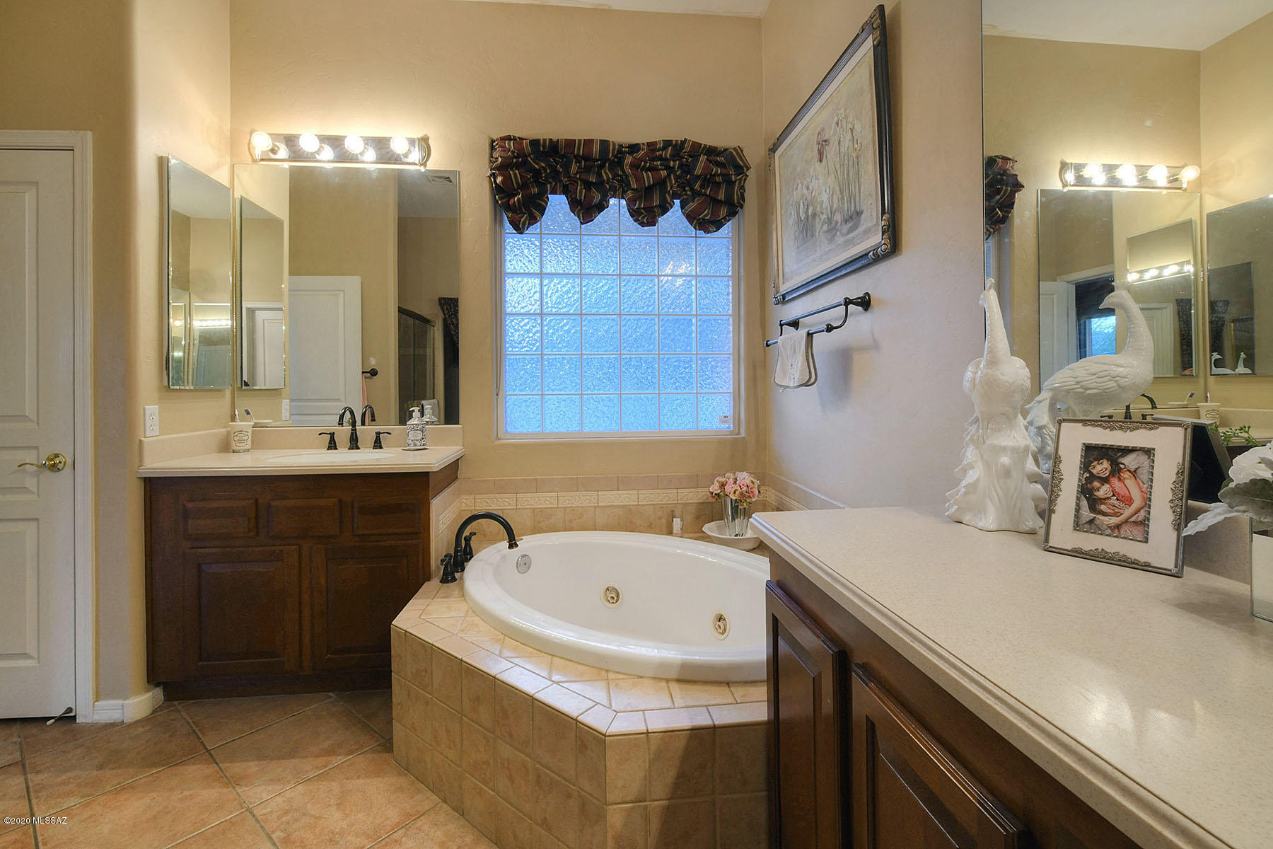 12740 North Morgan Ranch Road Tucson, AZ 85755 - Photo 18 of 32