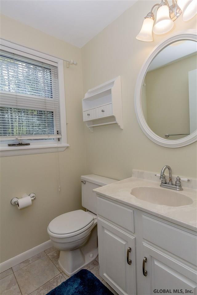 40 Wake Robin Road Malta, NY 12020 - Photo 9 of 20 Photo 9