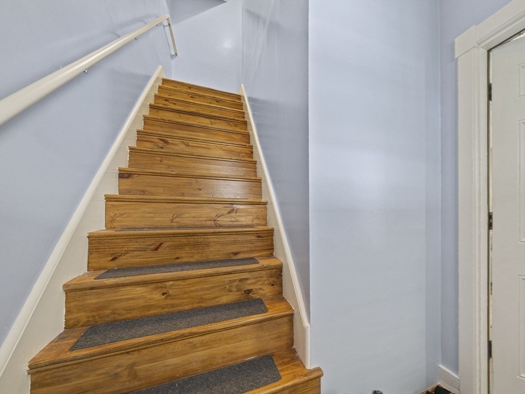 156 Allen Street Randolph, MA 02368 - Photo 15 of 31