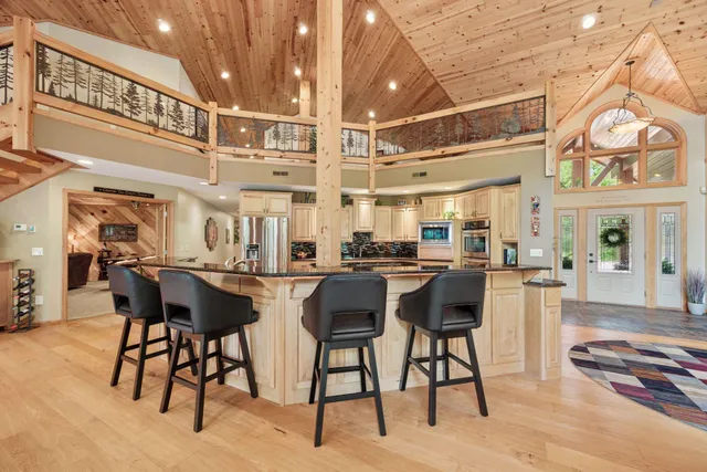 $1,250,000 | 40335 Government Road, Hinckley, MN 55037