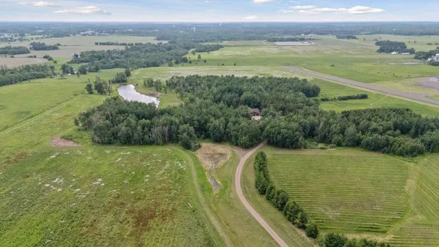 $1,250,000 | 40335 Government Road, Hinckley, MN 55037