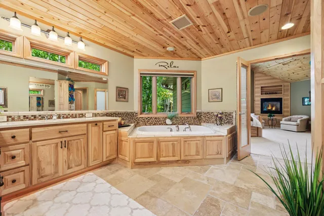 $1,250,000 | 40335 Government Road, Hinckley, MN 55037