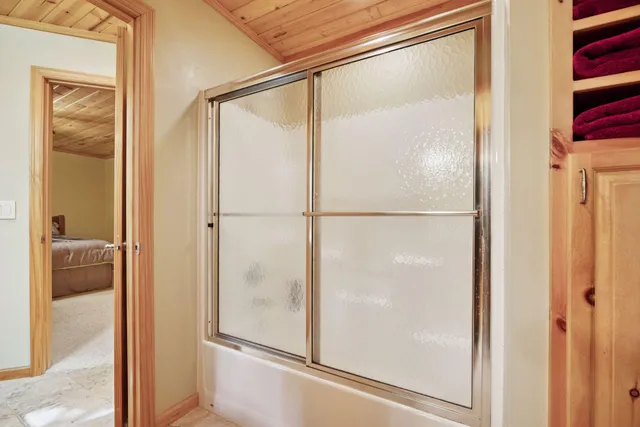 $1,250,000 | 40335 Government Road, Hinckley, MN 55037