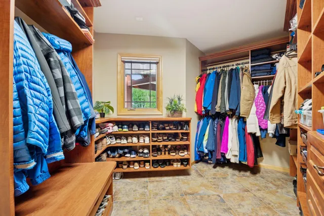 $1,250,000 | 40335 Government Road, Hinckley, MN 55037