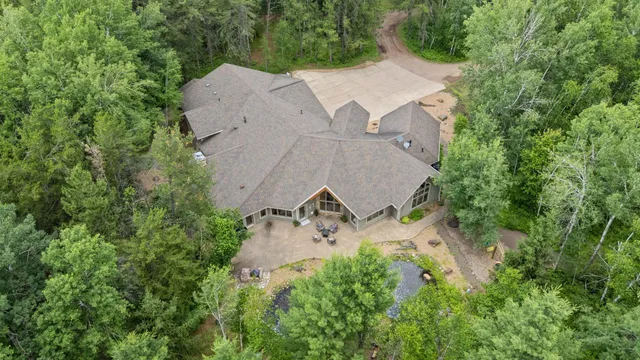 $1,250,000 | 40335 Government Road, Hinckley, MN 55037