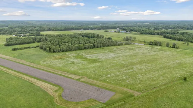 $1,250,000 | 40335 Government Road, Hinckley, MN 55037