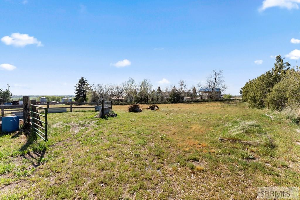 6685 East Iona Road Idaho Falls, ID 83401 - Photo 38 of 59