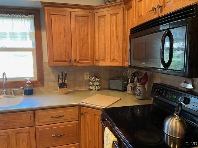 818 Blair Road Bethlehem, PA 18017 - Photo 9 of 30 Gallery Image 9