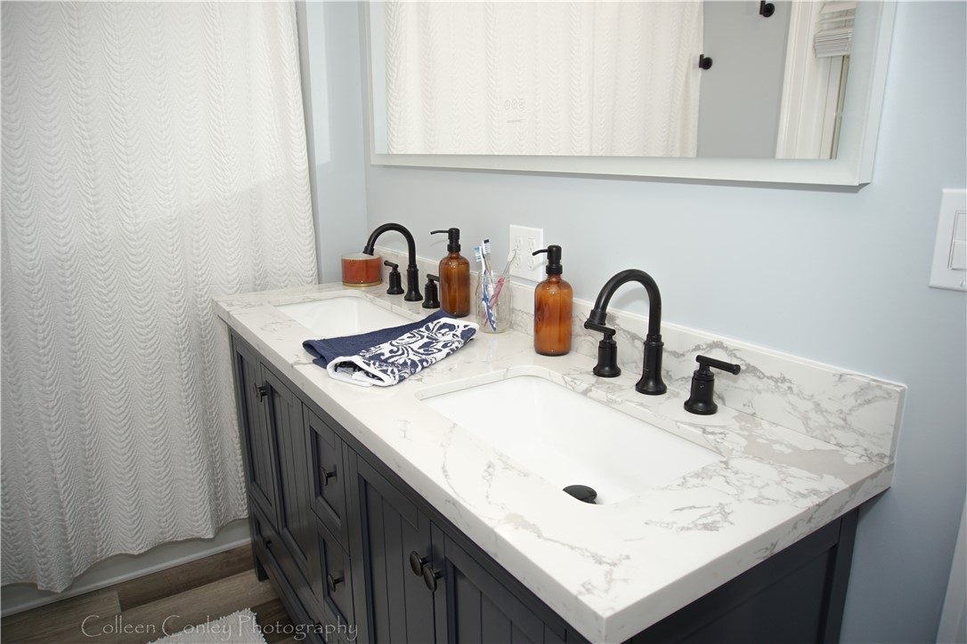 559 Log Road Smithfield, RI 02917 - Photo 26 of 47